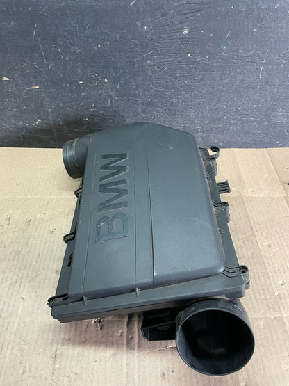 2007 to 2010 BMW X5 Air Intake Cleaner Filter Housing Box M2542 DG3