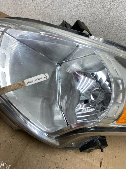 2015 to 2019 Nissan Versa Headlight Left Driver Lh Side AE6506 DW4