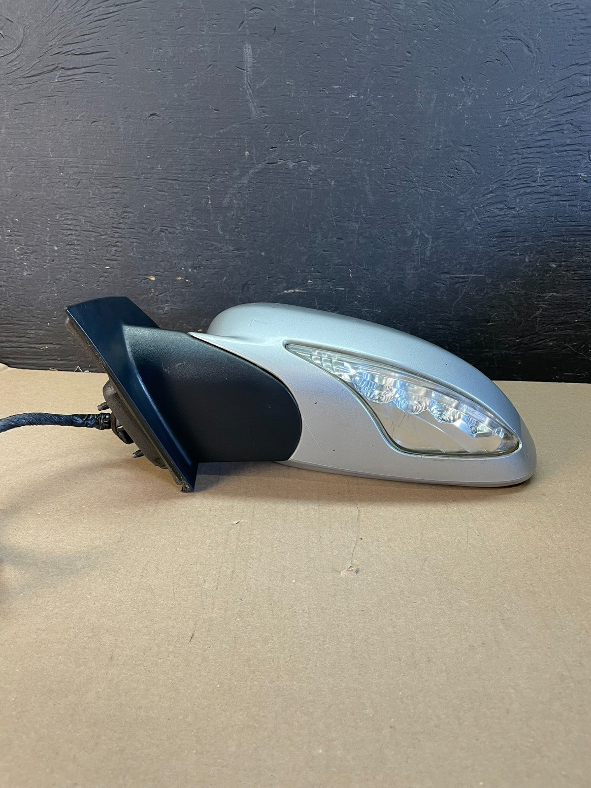 2013 to 2017 Buick Enclave Left Driver LH Blind Spot View Door Mirror AE1100 DW3