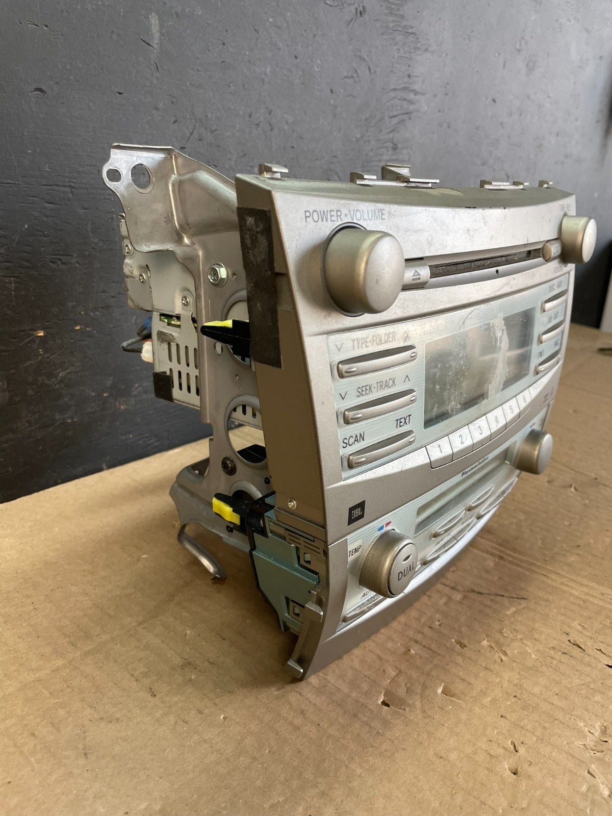 2007 2008 2009 Toyota Camry Radio CD Player Climate Control Bezel OEM AC4895 DG1