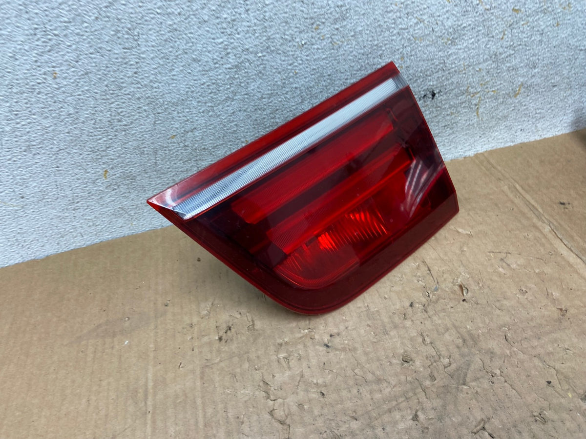 2011 2012 2013 Bmw X5 E70 Right Passenger RH Side Inner Tail Light AI5636 LK2