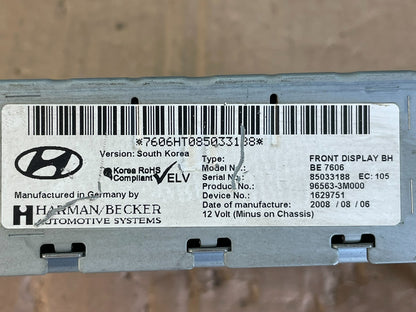 2009-2014 Hyundai Genesis Radio CD Display Screen Navigation AD5952 DG8