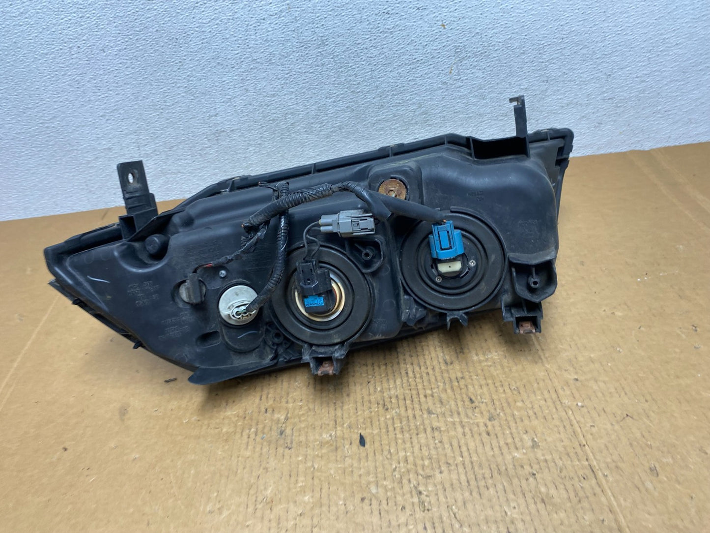 2004 2005 2006 Acura MDX Right Passenger RH Headlight Halogen AE0382 DW5
