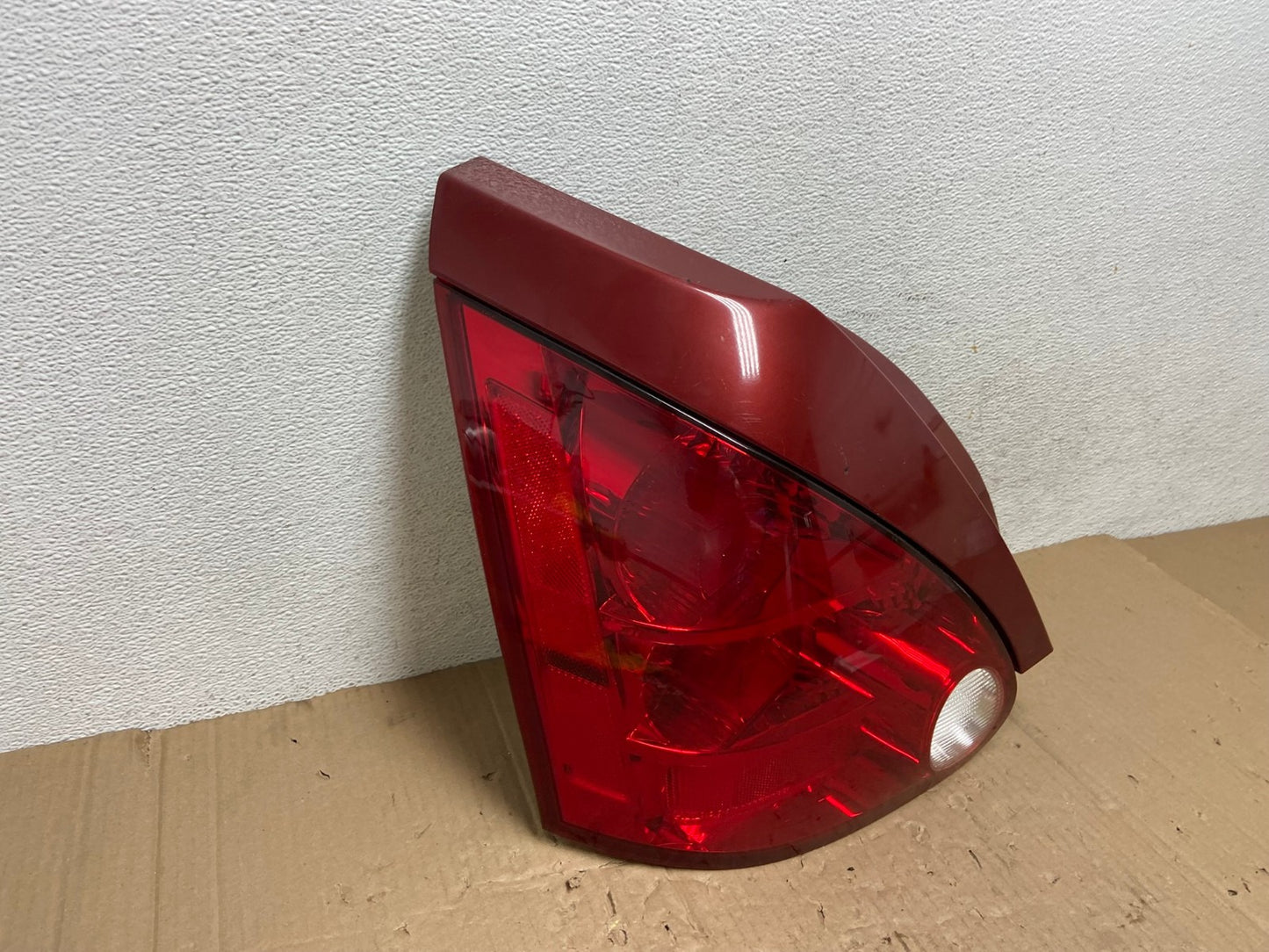 2004 2005 2006 2007 2008 Nissan Maxima Left Driver Lh Tail Light AE9051 LK2