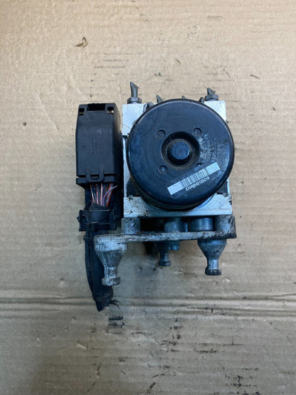 2012 to 2015 Mercedes W204 c250 ABS Anti Lock Brake Pump Module aa3251 DG5