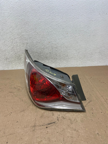 2011 - 2015 Hyundai Sonata Hybrid Left Driver LH Tail Light AG5319 LK0
