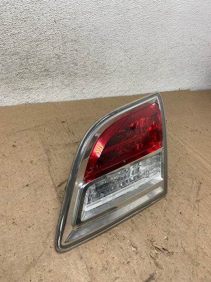 2007 2008 2009 Mazda Cx-9 Right Passenger Rh Side Inner Tail Light AG5424 LK1