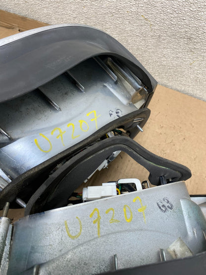 2004 2005 Hyundai XG350 XG Left+Right Tail Lights Oem U7207 DW7