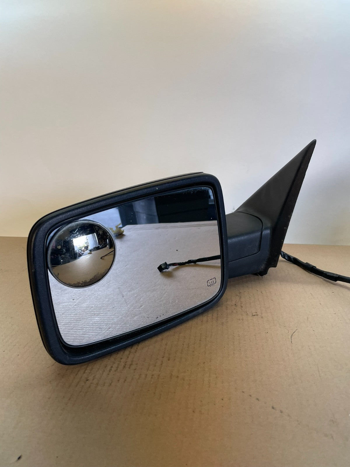 2009 - 2012 Ram 1500 Left Driver LH Side View Door Heated Mirror AI3997 DW2