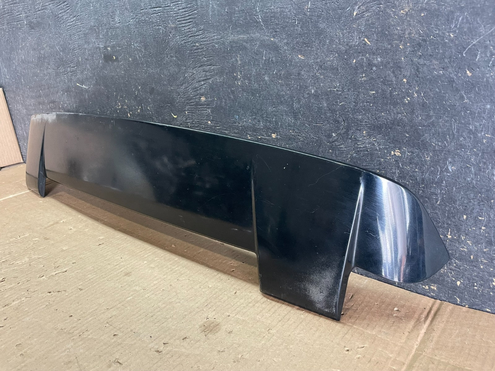 2005 to 2009 Kia Spectra5 Spoiler Wing Brake Third 3RD Light AB3144 DG2