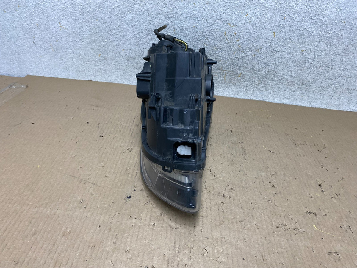 2014 to 2018 Volvo S60 Right Passenger RH Side Halogen Headlight AH6008 DW7