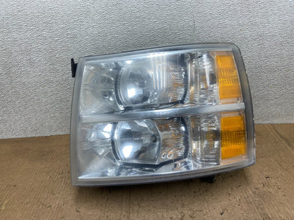 2007 to 2014 Chevrolet Silverado Left Driver Lh Side Headlight Oem AA8346 DW0