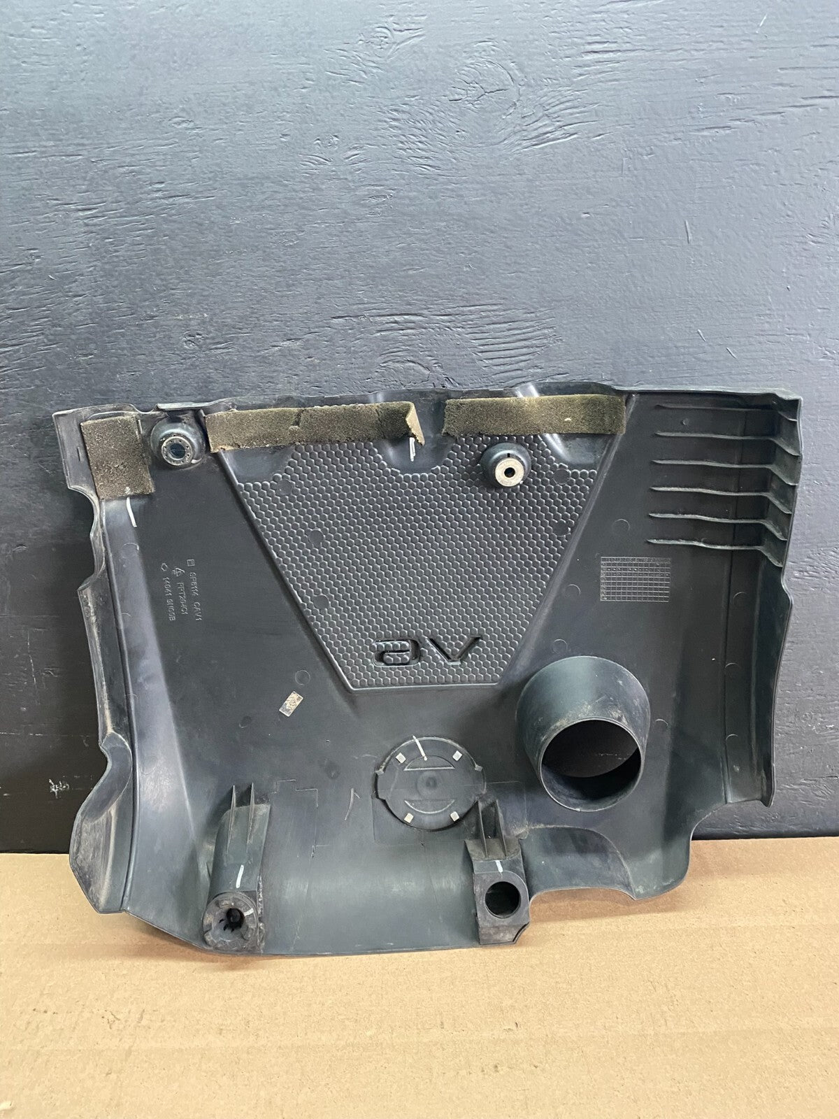 2009 to 2014 Nissan Maxima 3.5L Engine Cover D2551 PS3