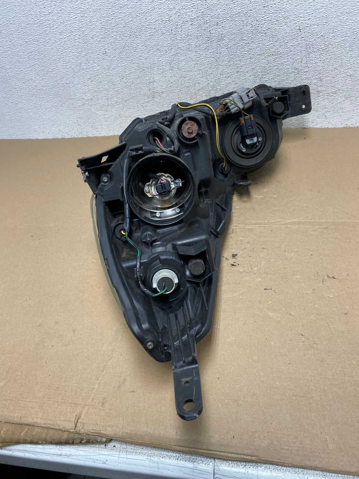 2010-2012 Subaru Legacy Outback Right Passenger Headlight AF4429 LK6