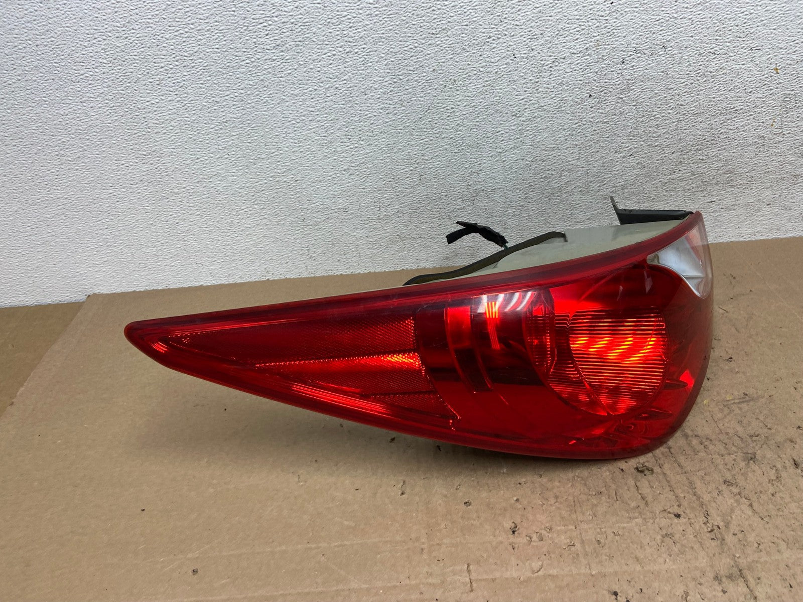 2011 2012 2013 Hyundai Sonata Left Driver LH Side Tail Light AE6565 LK2