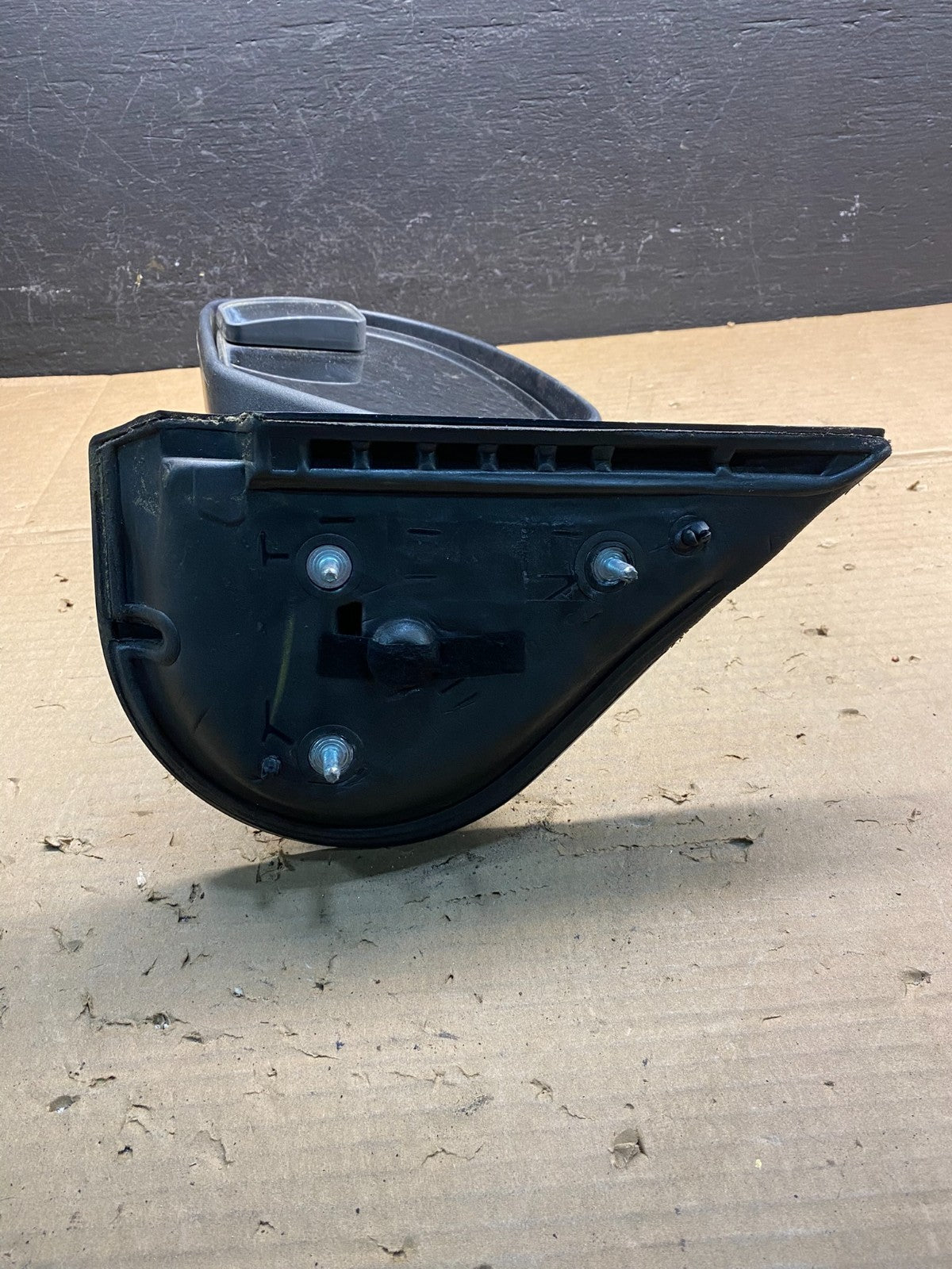 2007 to 2013 Chevrolet Tahoe Silverado Suburban Left Driver Mirror AC8821 DG3