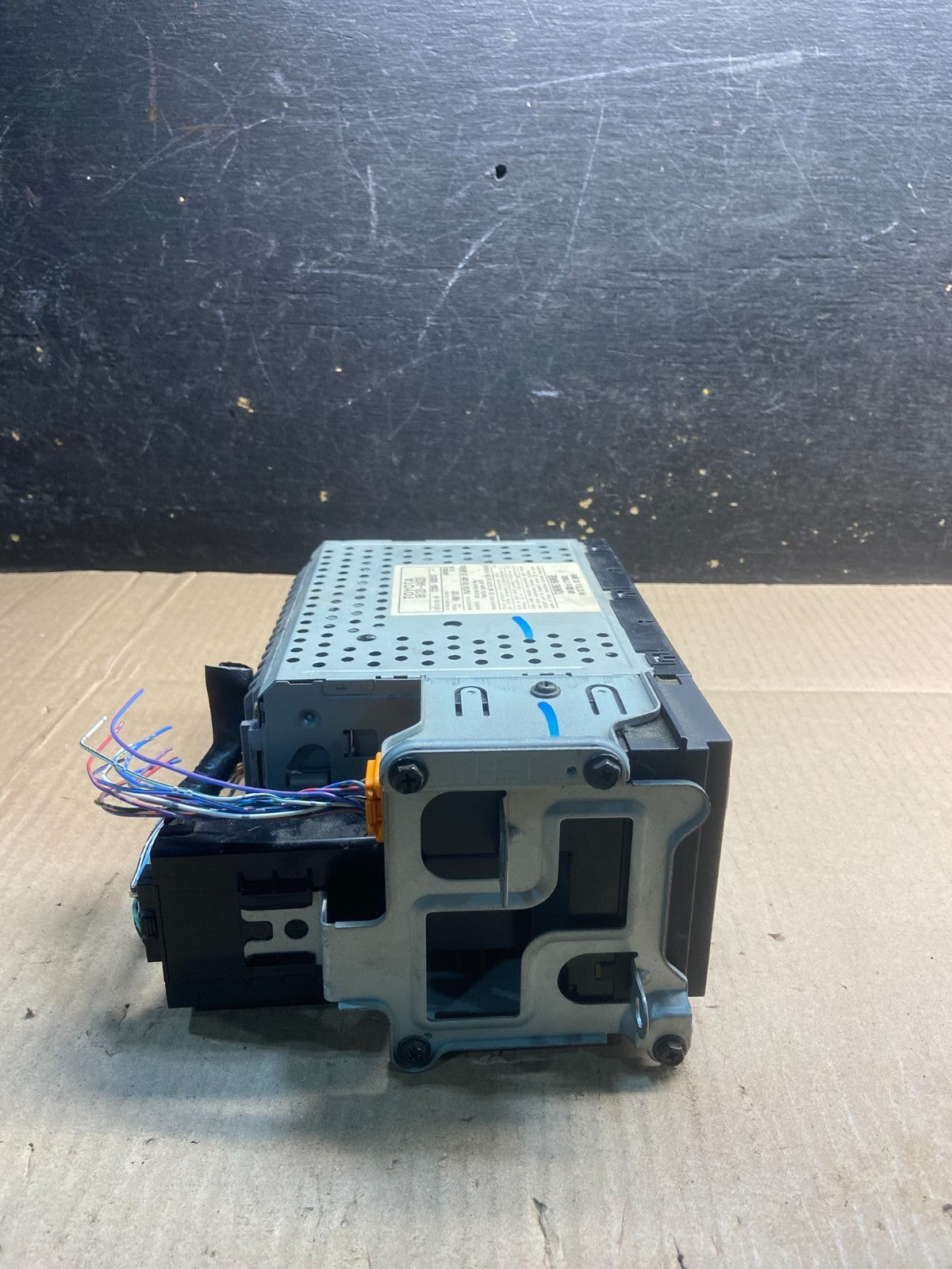 1999 2000 Toyota Camry Radio AM/FM CD Player Y7605 DG2