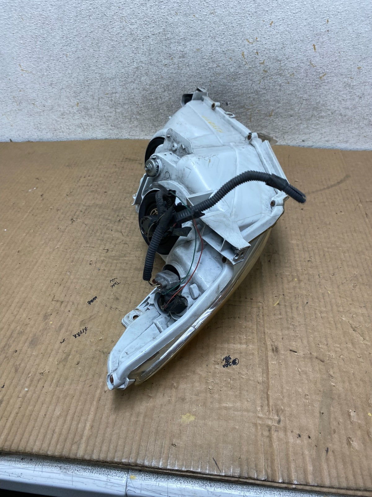 2012 2013 2014 Toyota Camry Left Driver LH Halogen Headlight AI8059 DW9