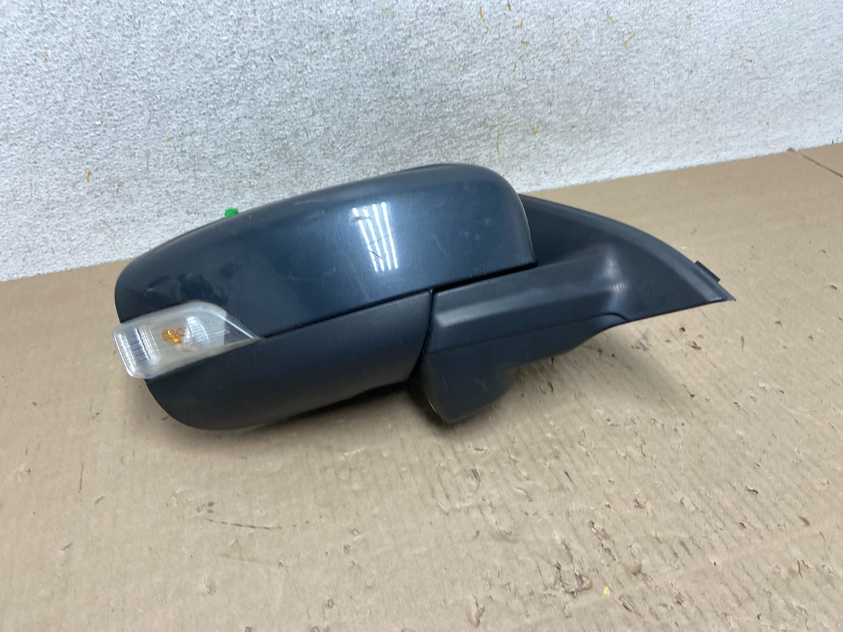 2010 to 2013 Volvo XC60 Right Passenger RH View Door Mirror W/Turn AI2342 DG3