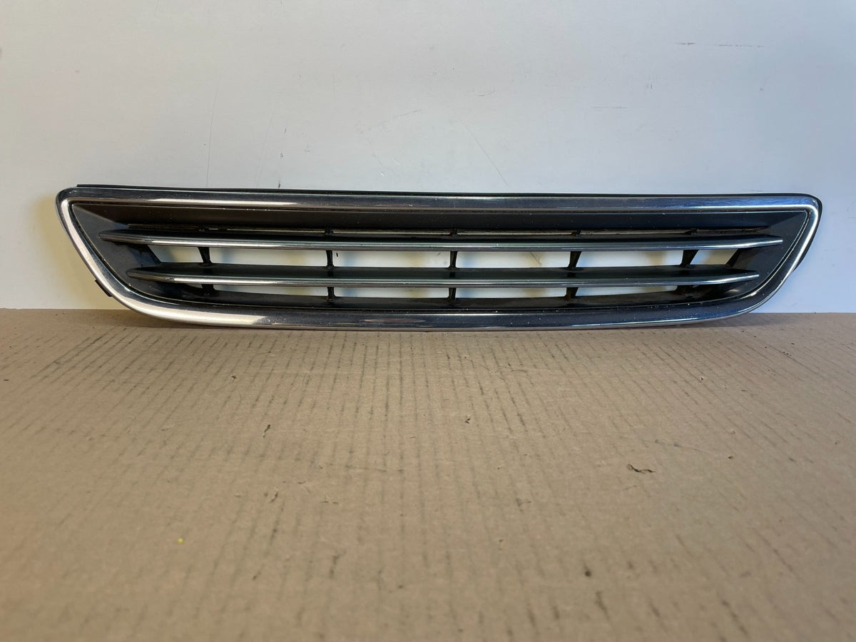 2000 to 2001 Lexus ES300 Front Grille Grill AH04870