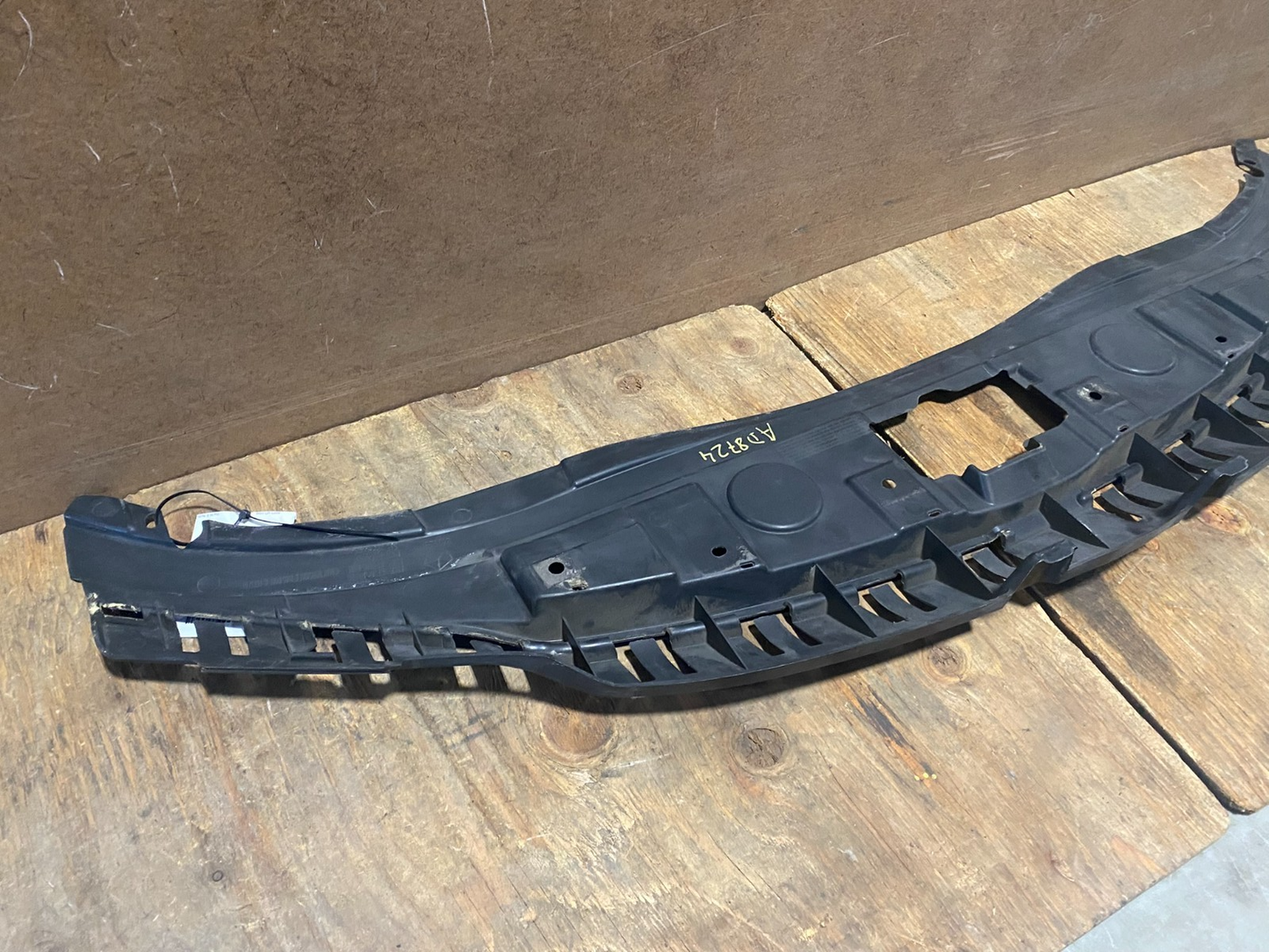 2011 to 2014 Chrysler 300 Front Bumper Upper Radiator Support Cover AD87244