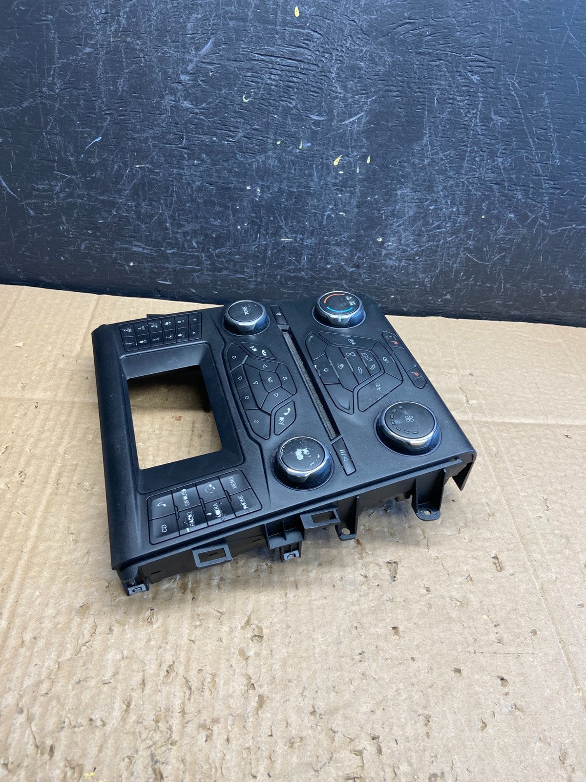 2014-2015 Ford Fusion Center Radio CD Player Screen Climate Control ac9656 DG1