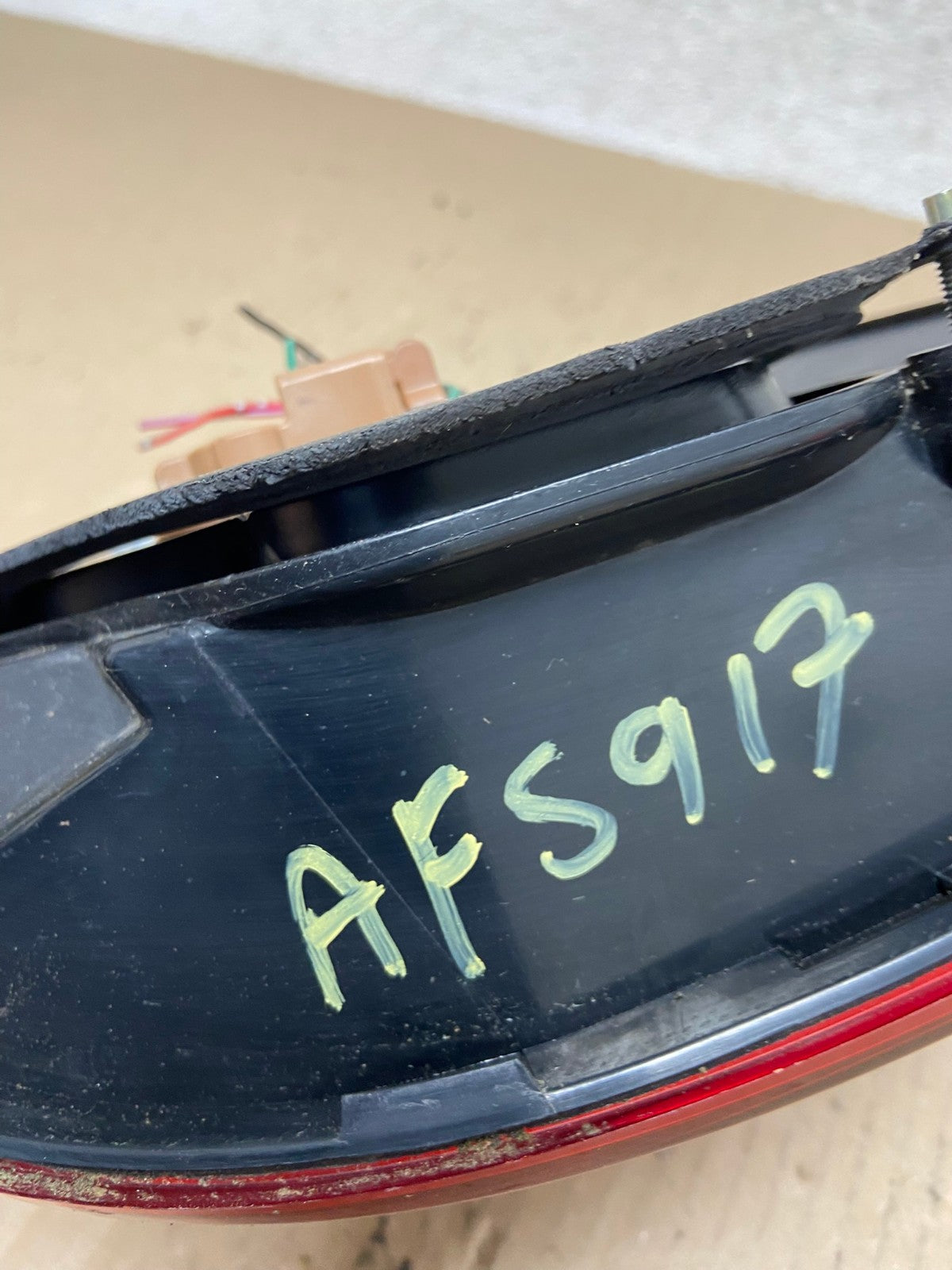 2002-2004 Infiniti i35 Right Passenger Rh Side Tail Light AF5917 LK6