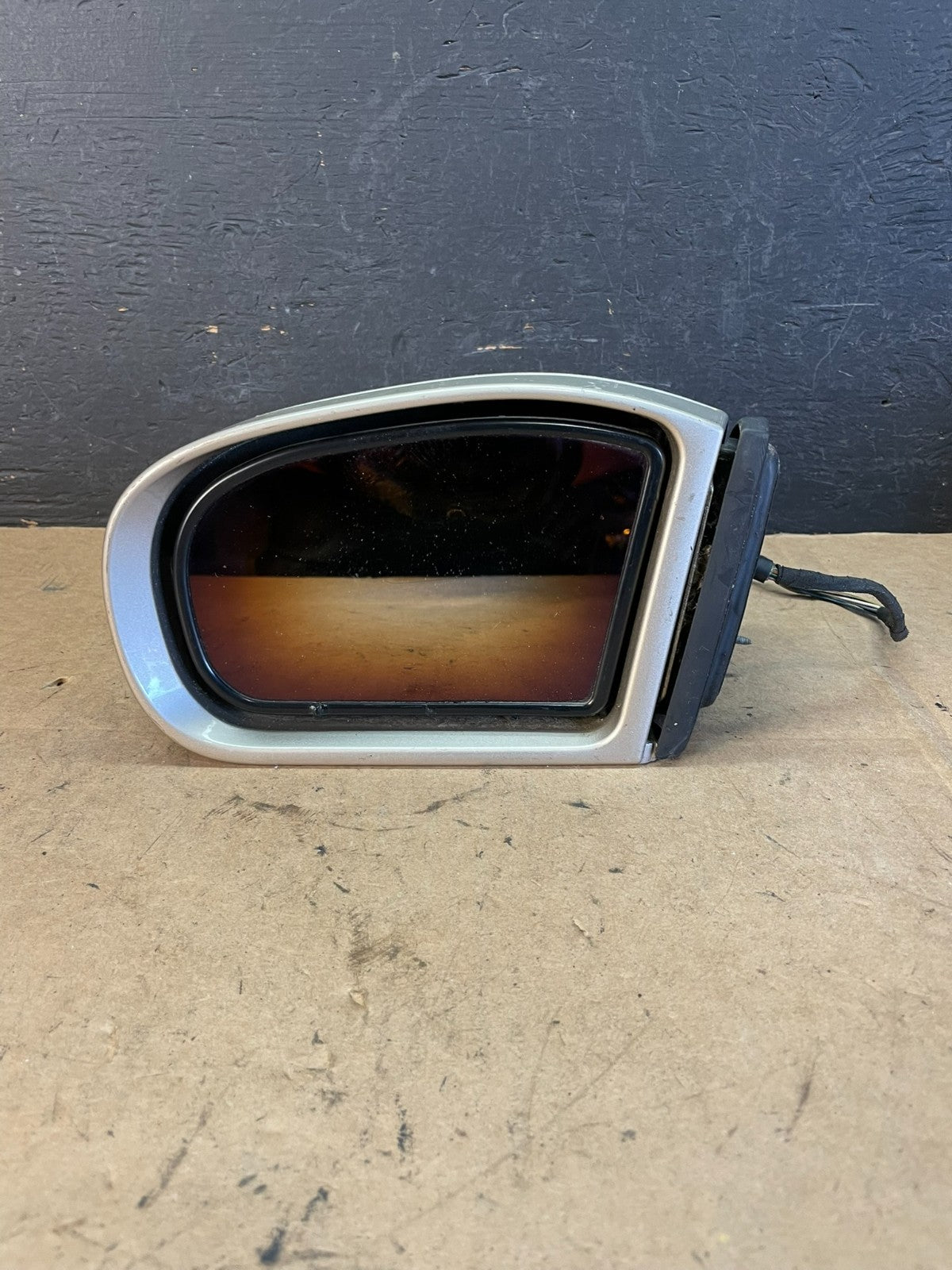 2005 to 2007 Mercedes-Benz C Class Left Driver LH View Door Mirror AE1091 DW7