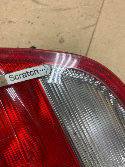1998-2003 Mercedes Benz CLK Inner Right Passenger RH Tail Light Lamp P5197 DW3