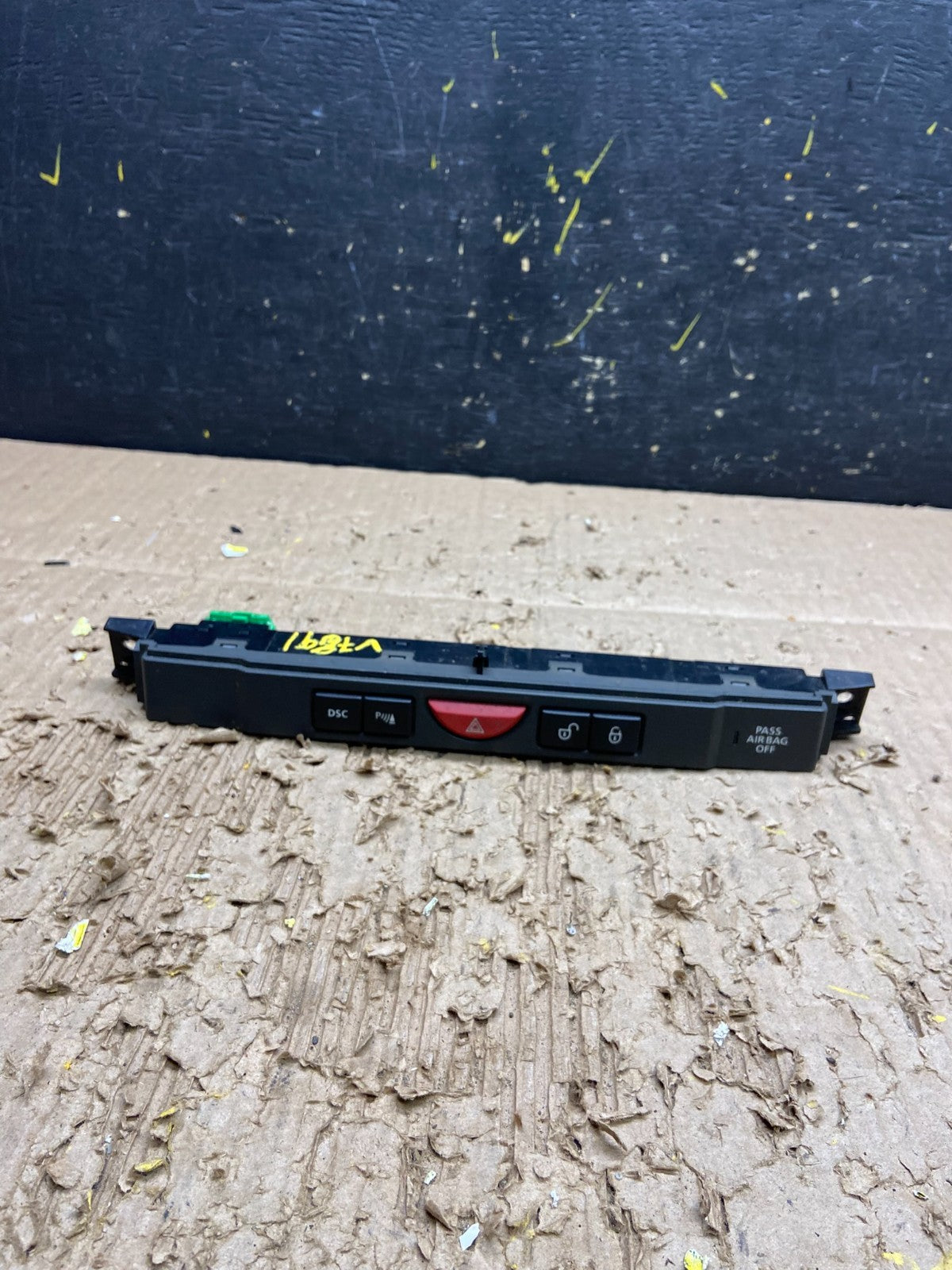 2006-2009 Land Range Rover Sport Center Console Hazard Door Lock Switch v7891 DG0