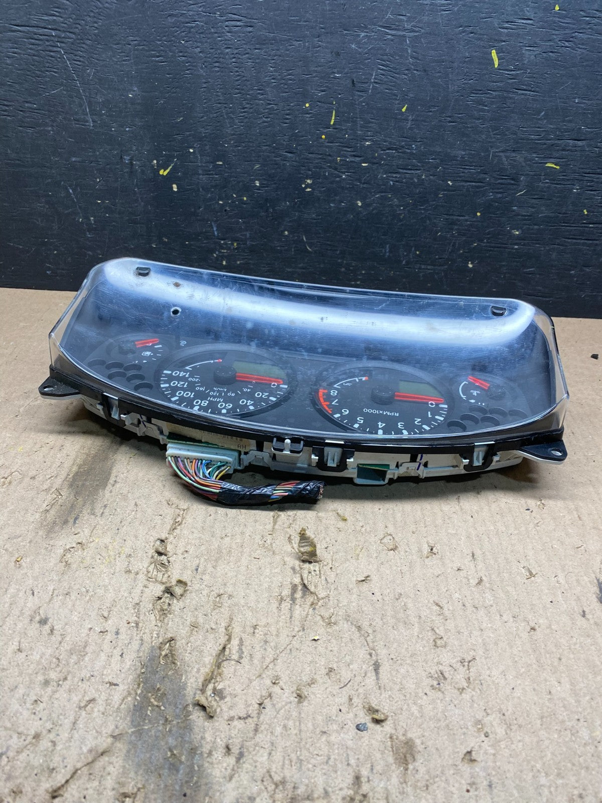 2005 Nissan Xterra Frontier Speedometer Cluster Gauge OEM Q9315 DG4