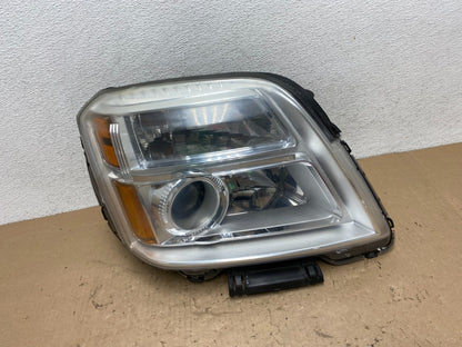 2010 to 2015 GMC Terrain Halogen Passenger Right Rh Side Headlight AG4450 DW0