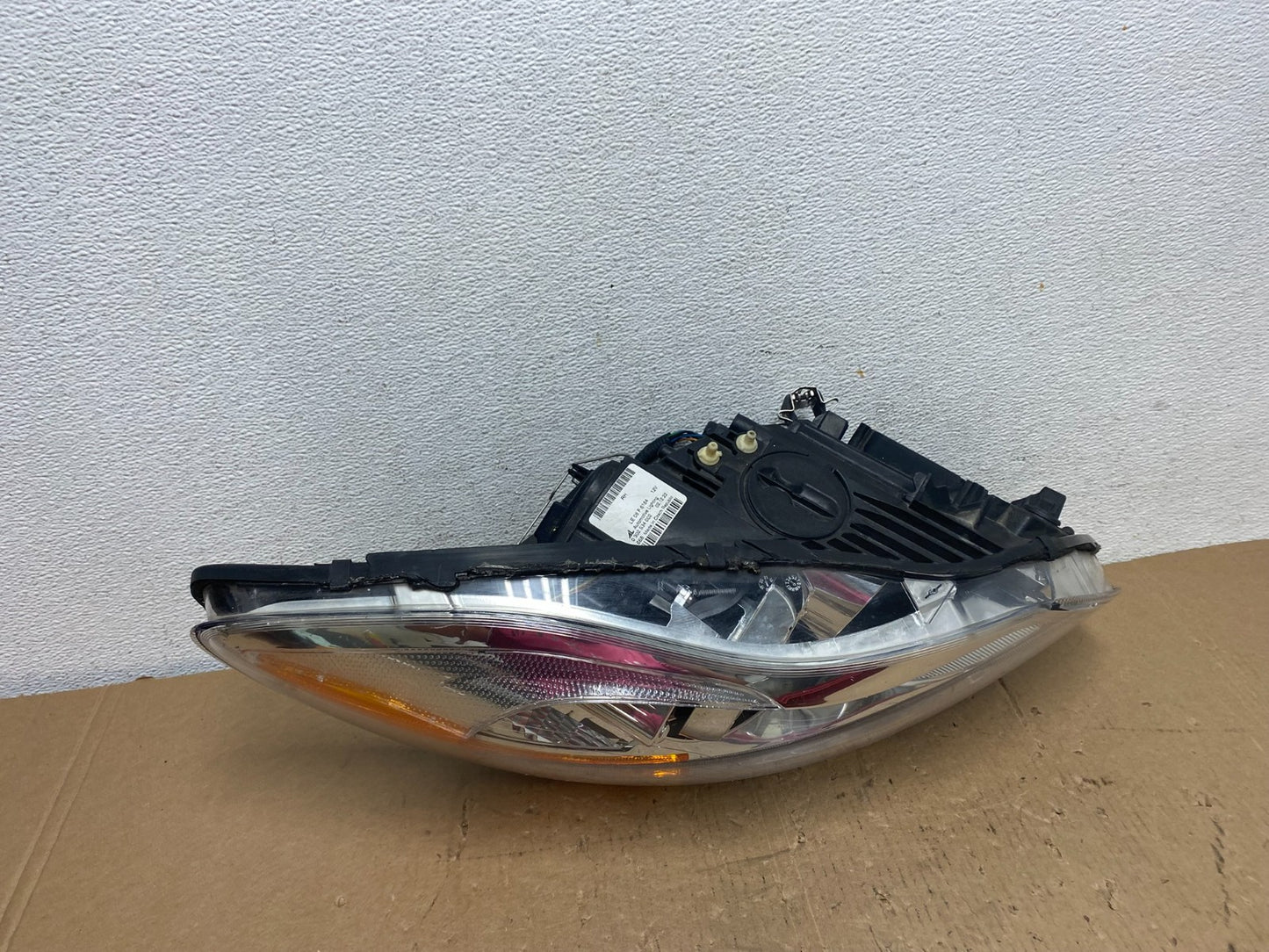 2011-2013 Volvo C30 Right Passenger RH Side Halogen Headlight AD8030 DG6