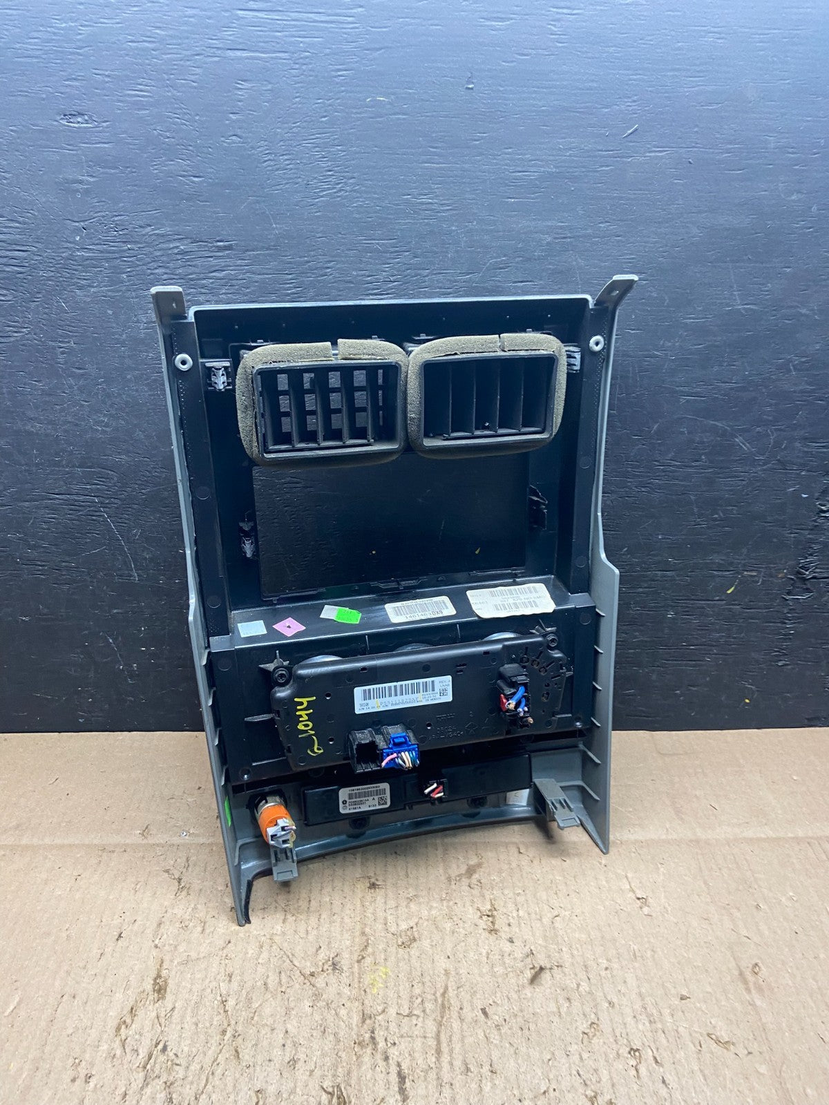 2008 to 2012 Jeep Liberty Dash Climate Temperature Control Radio Bezel Q1044 DG5