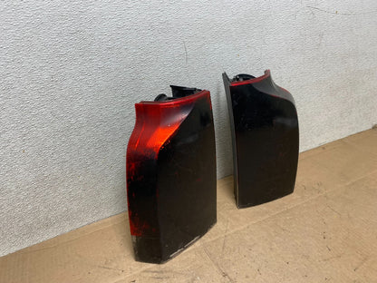 2005 to 2007 Volvo Xc70 V70 Left+Right set Tail Lights Oem R7736 PS2