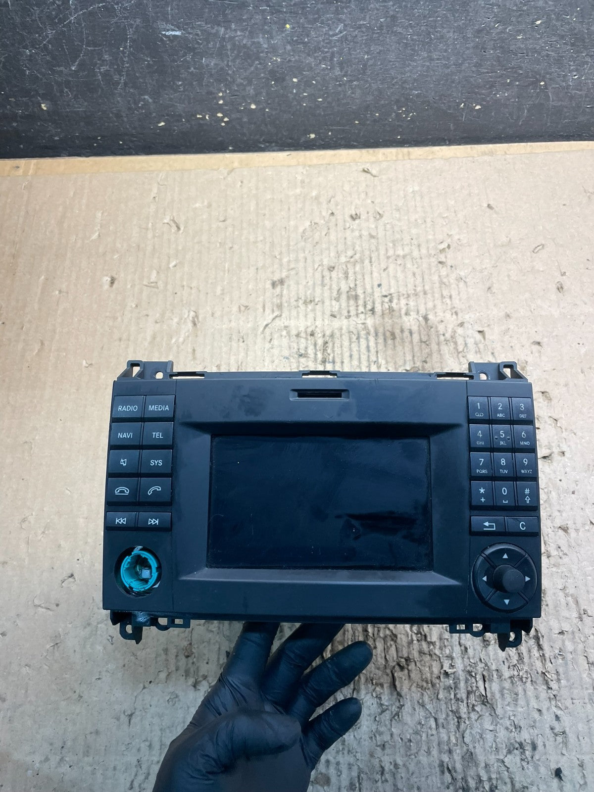 2014-2018 Mercedes Sprinter Radio Receiver Navigation Screen Display V0778 DG0