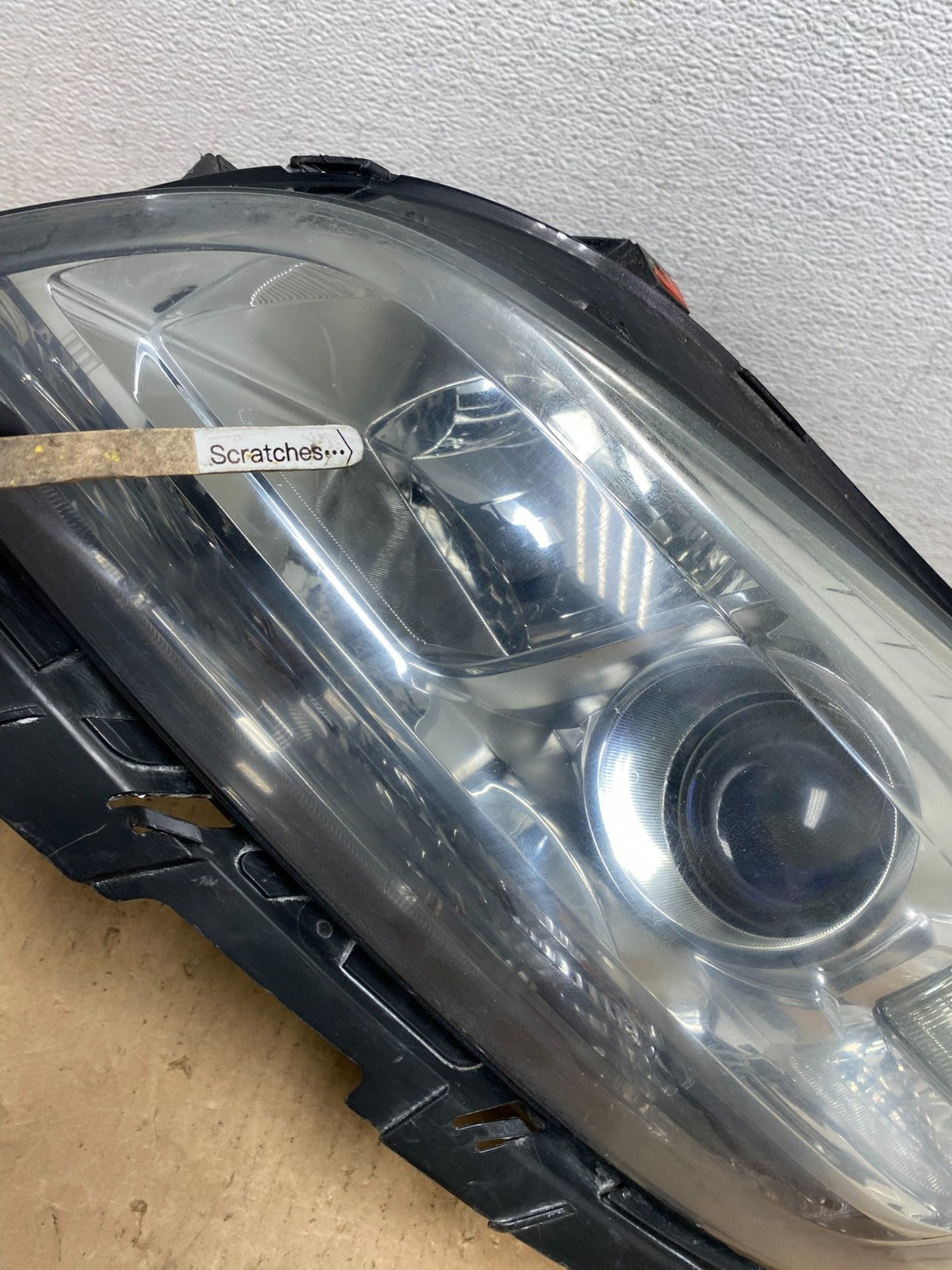 2013 2014 2015 Chevrolet Malibu Headlight Projector Left Driver Side AC85473
