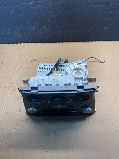 2005 to 2009 Subaru Legacy AM FM CD Radio Climate Control Player ac7903 DG4