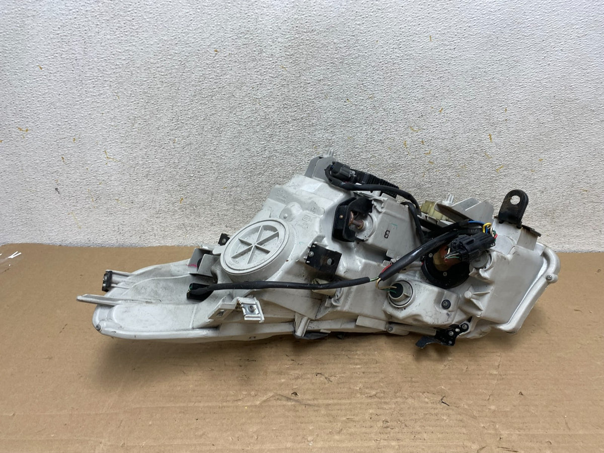 2007-2009 Infiniti G35 G37 Right Passenger Hid Xenon Headlight Sedan AH9528 DW7