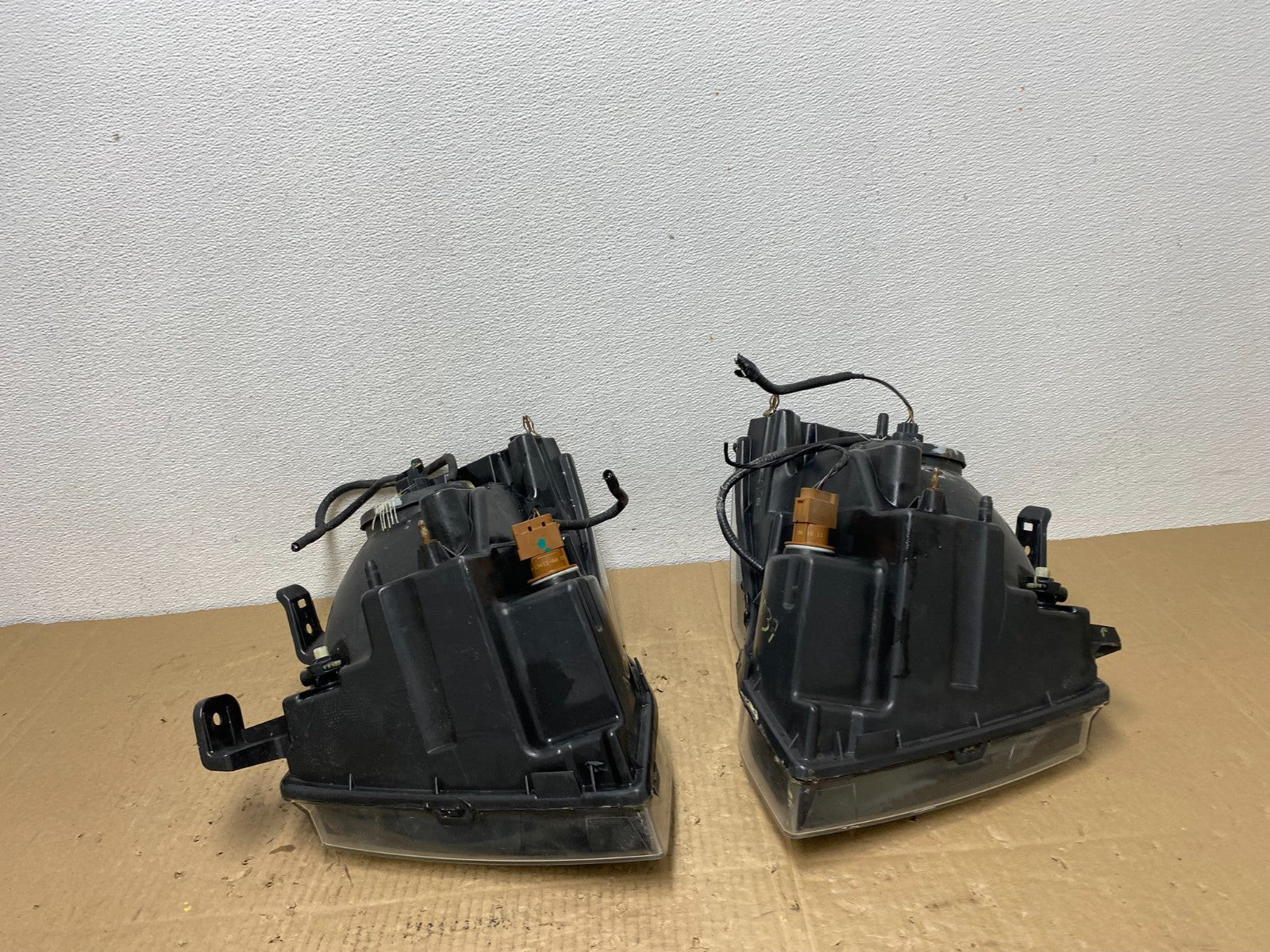 2007 - 2014 Ford Expedition Left+Right Side Headlights Halogen Oem AC4037 DW11