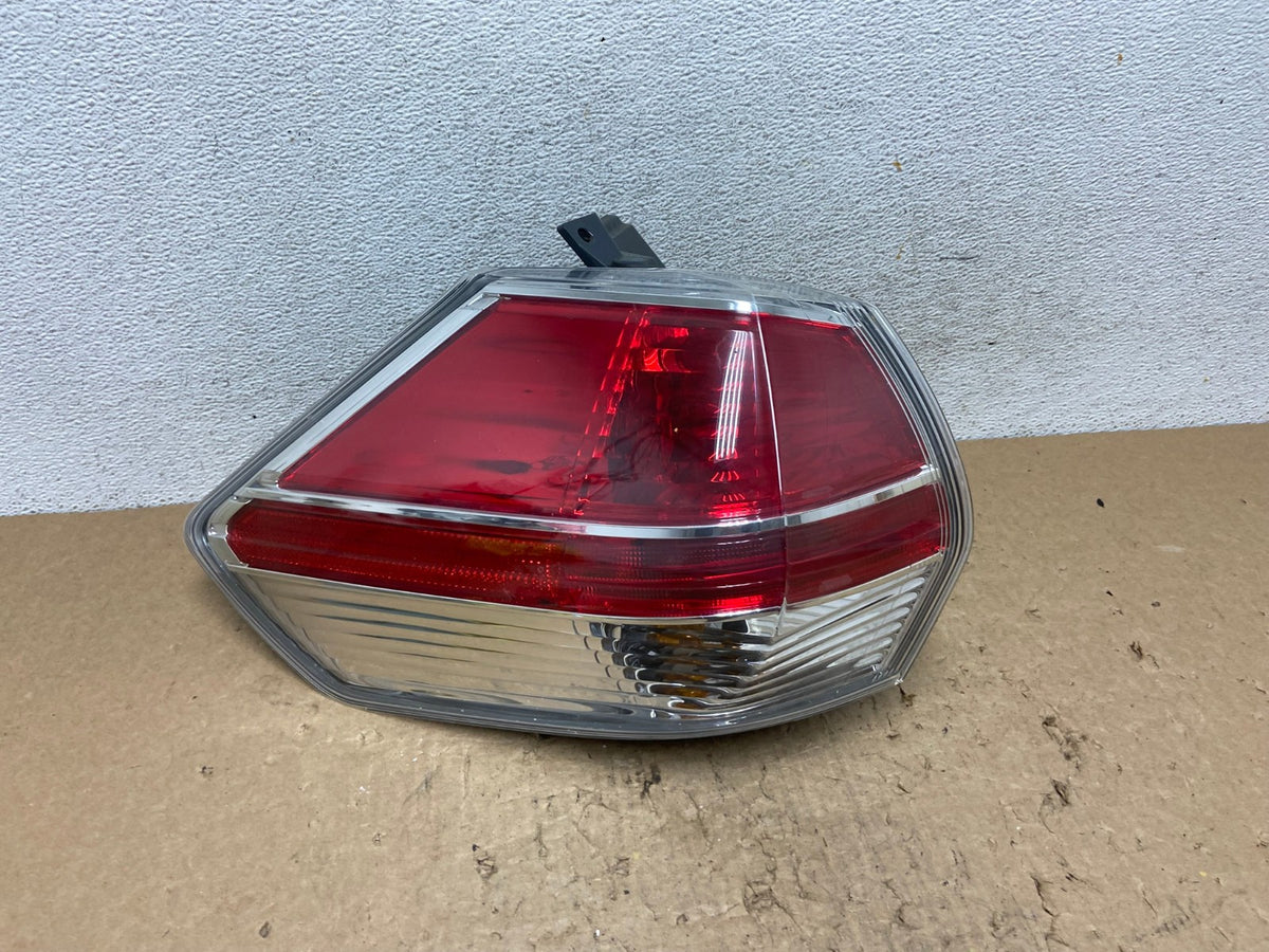 2014-2016 Nissan Rogue Left Driver LH Side Outer Tail Light AF8261 LK0