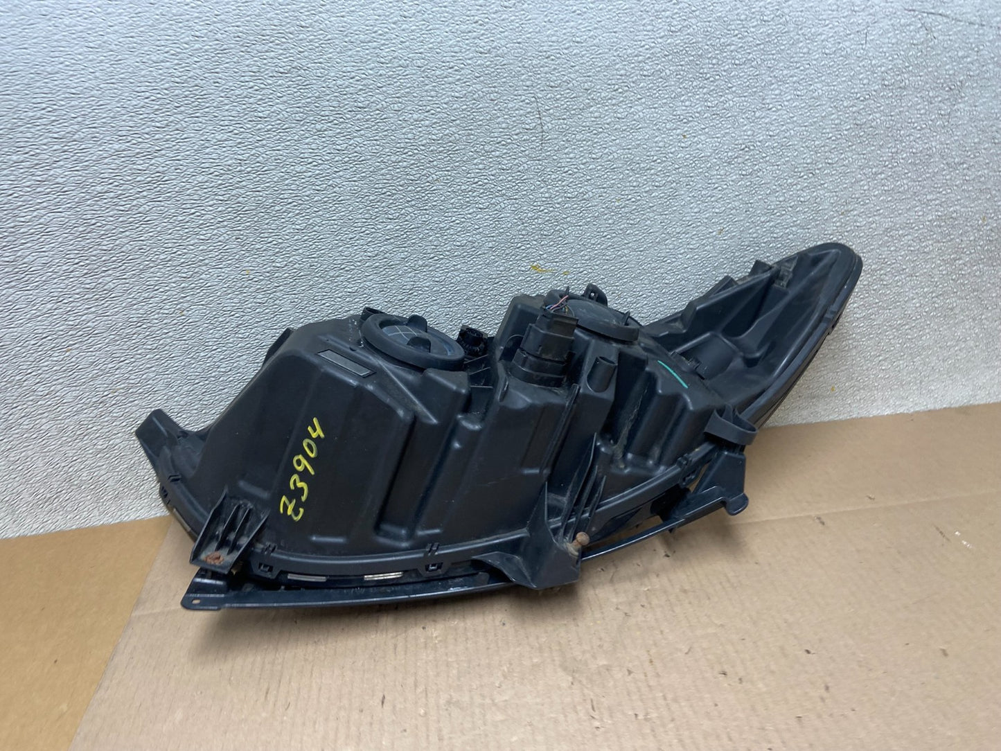 2013 to 2016 Ford Fusion Right Passenger Rh Side Headlight Z3904 DW7