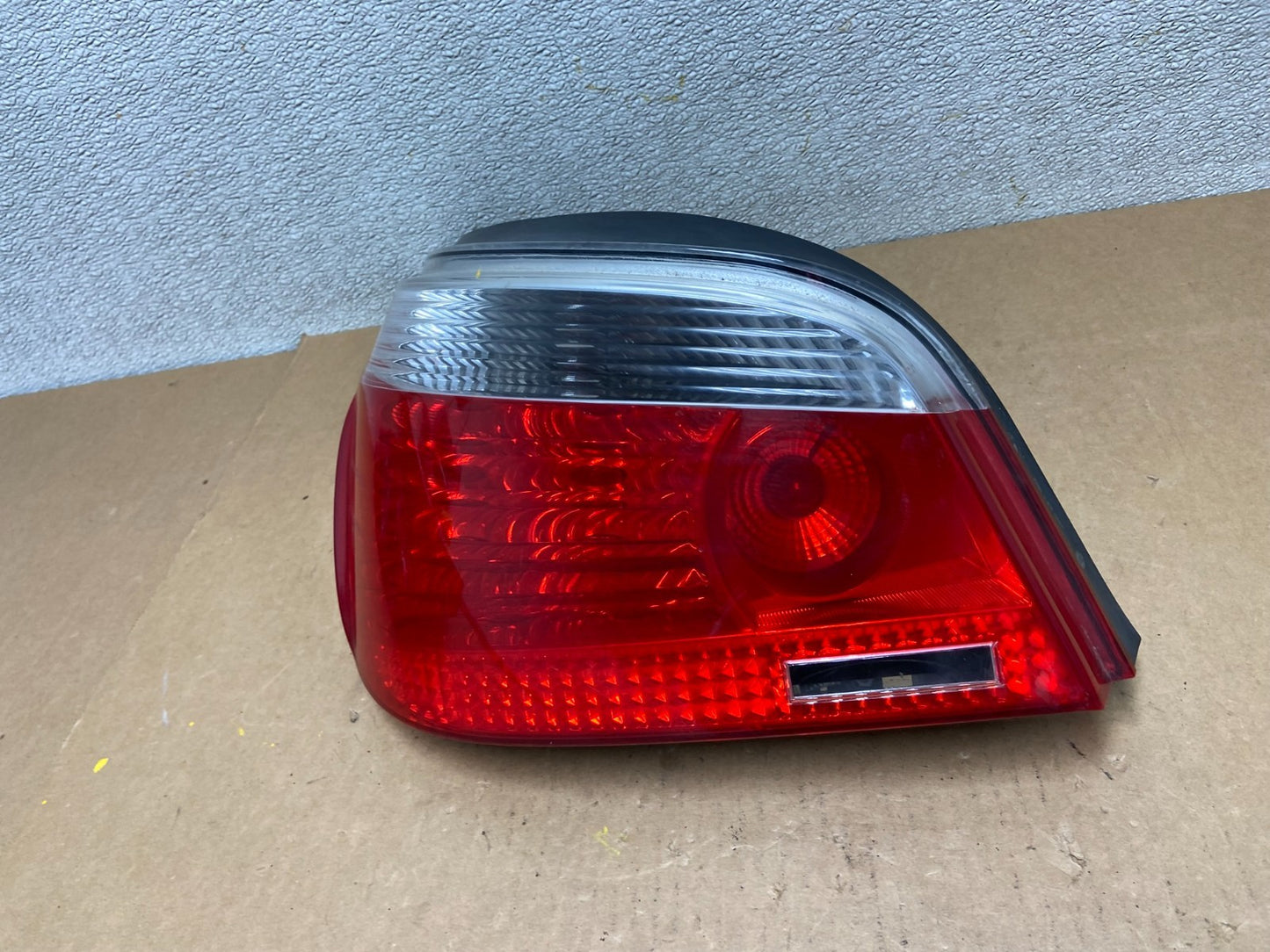 2004 -  2007 BMW 5 Series E60 Left Driver LH Side Tail Light OEM Z6792 DW1