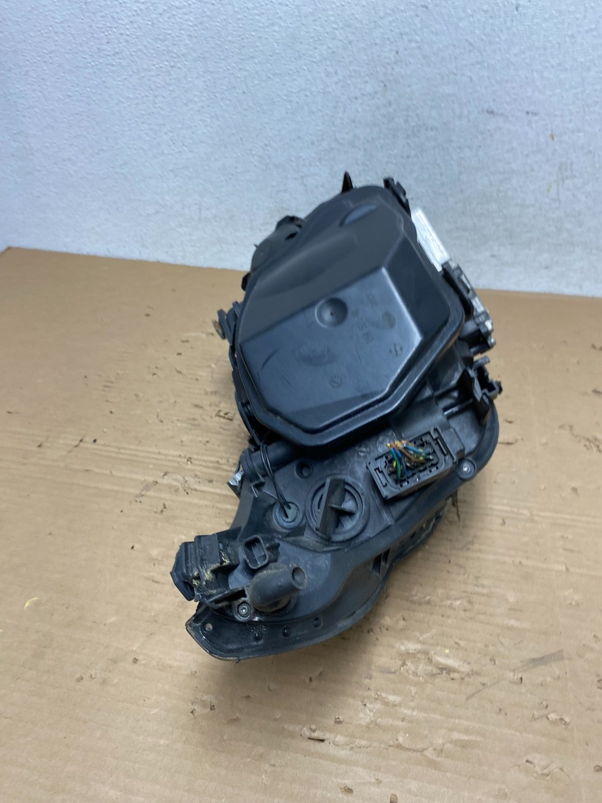 2008 to 2010 Bmw 5 Series 535I 550 Xenon Left Driver LH Headlight AD4325 DW9