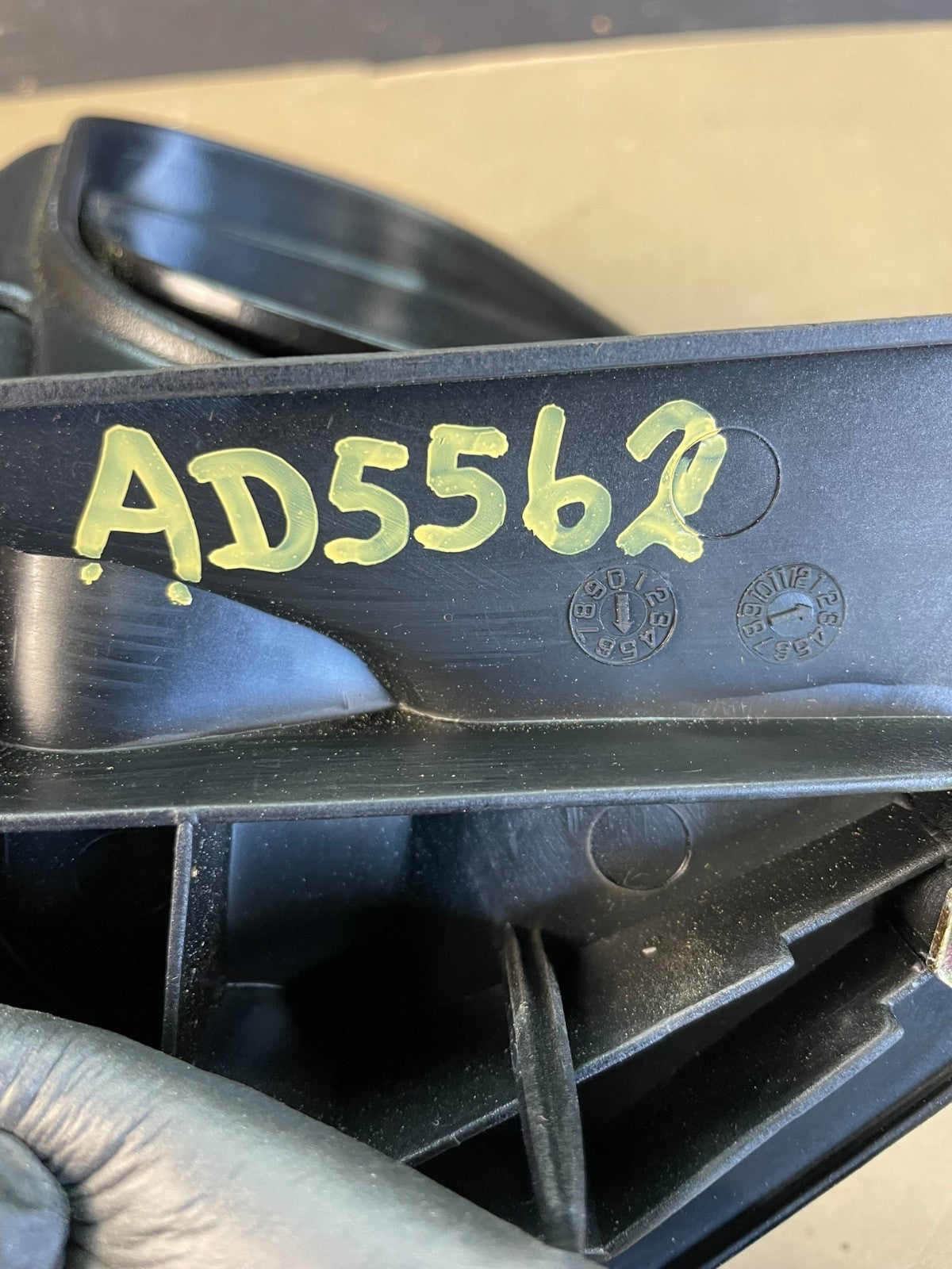 1998 - 2011 Mercury Grand Marquis Left Driver Lh View Door Heat Mirror AD5562 DG11
