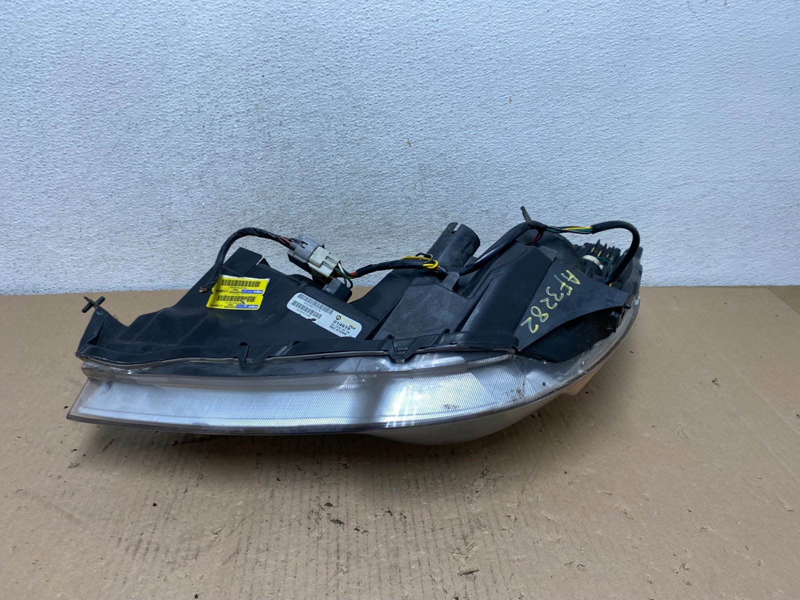 2010-2012 Subaru Legacy Outback Right Passenger Headlight AF3282 DW8