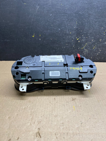 2014 Jeep Cherokee Speedometer Cluster Trim Bezel t9309 DG5