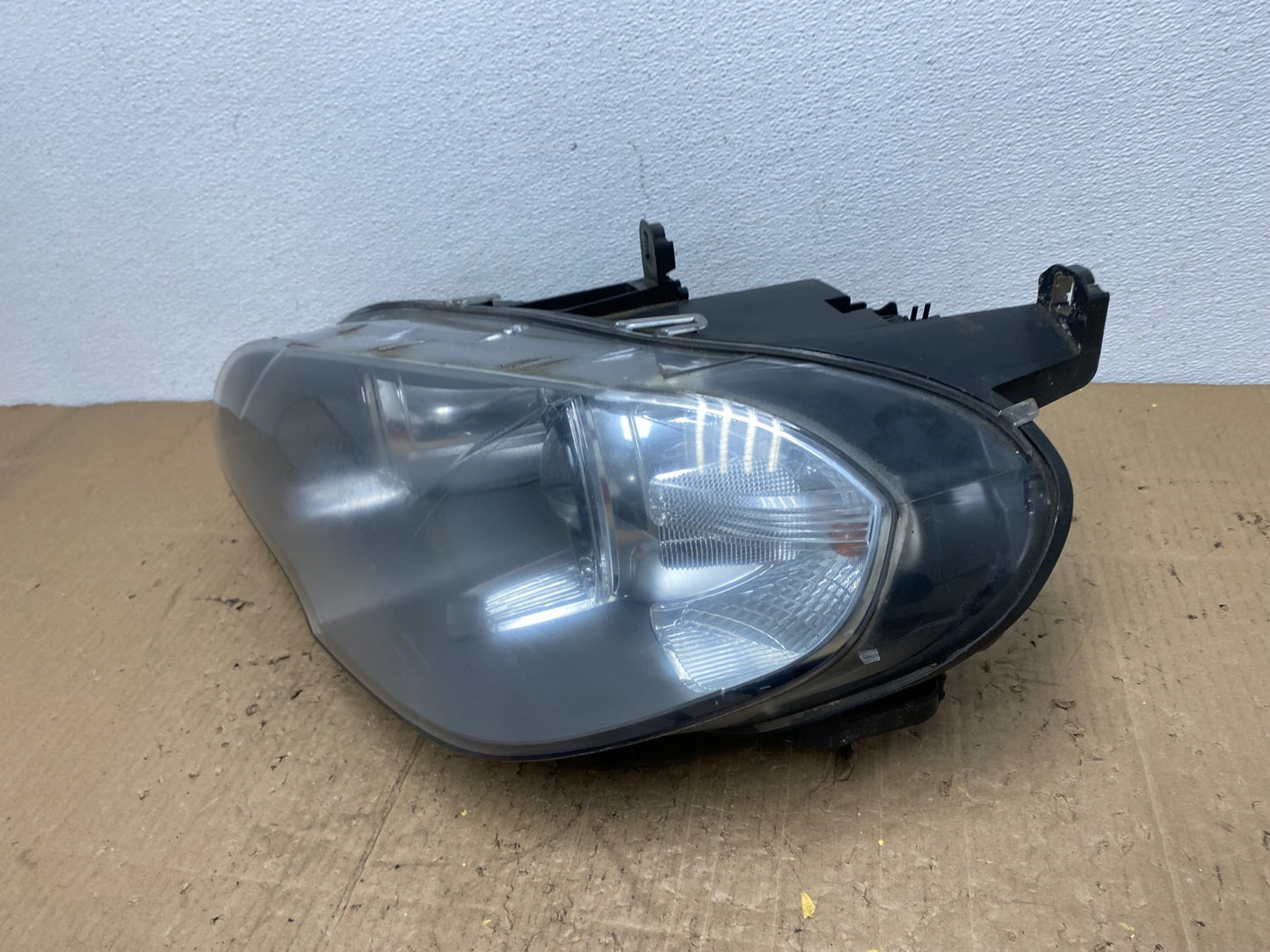 2011 to 2013 BMW X5 Left Driver LH Side Headlight Xenon HID OEM AB9908 DW1