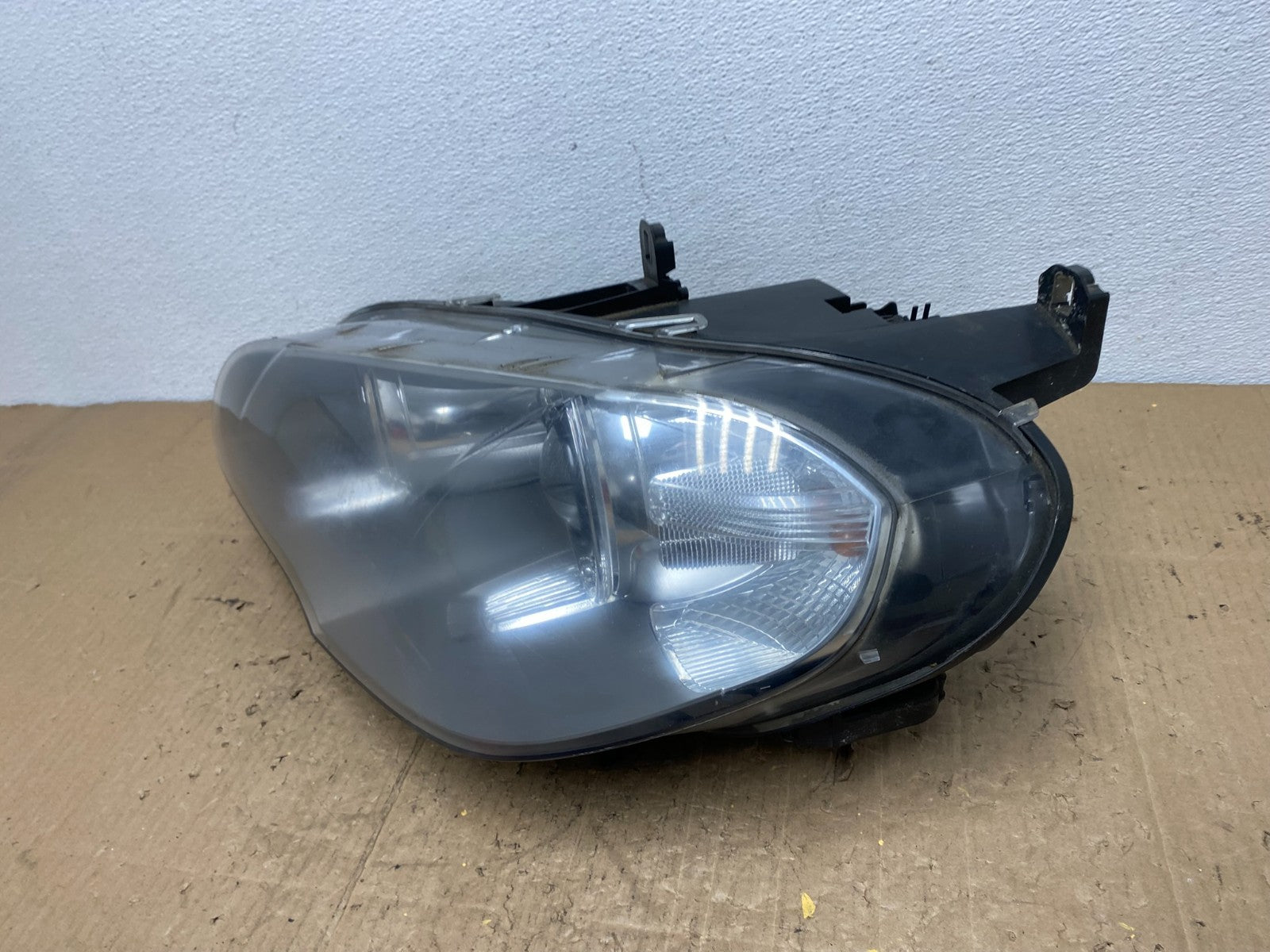2011 to 2013 BMW X5 Left Driver LH Side Headlight Xenon HID OEM AB9908 DW1