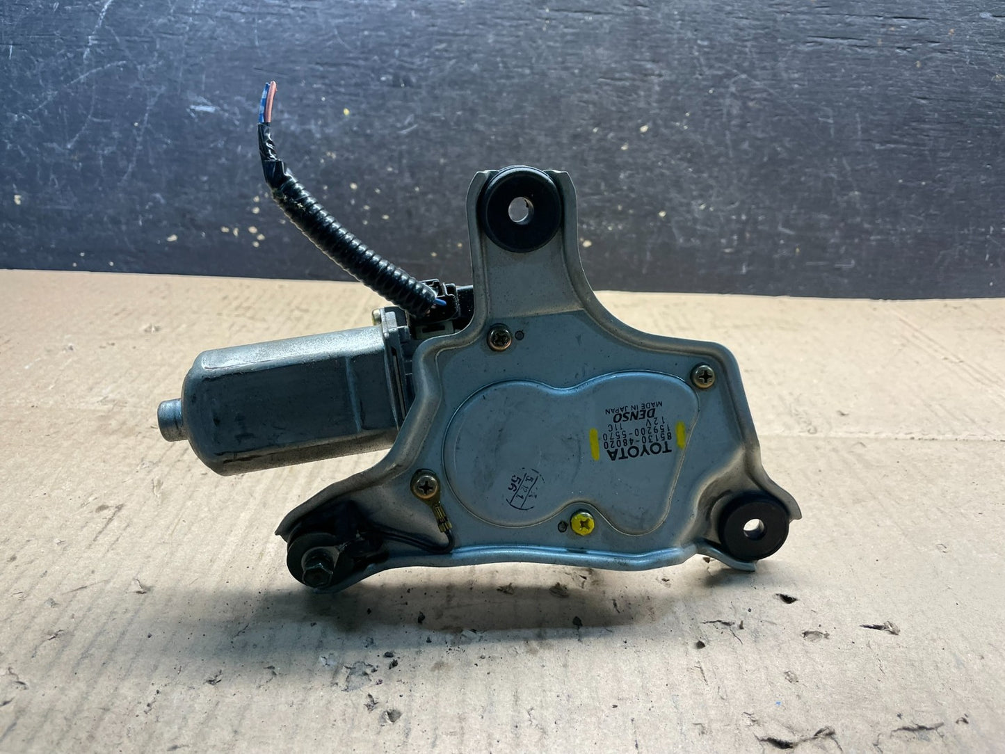 2001 to 2007 Toyota Highlander Rear Wiper Motor OEM V1881 DG3